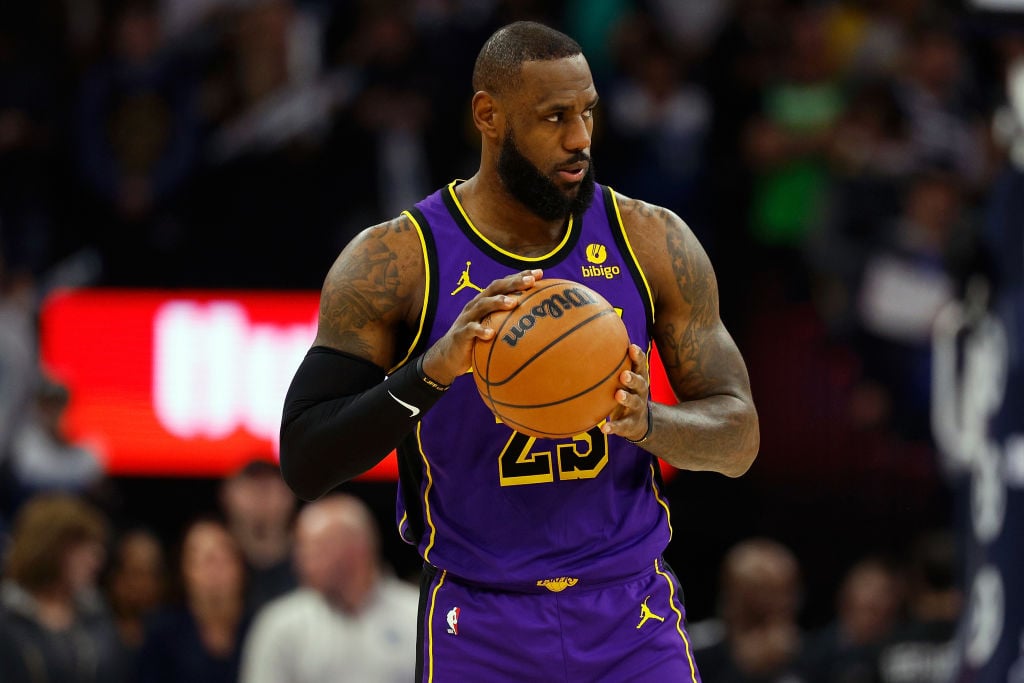 Los Angeles Lakers v Minnesota Timberwolves