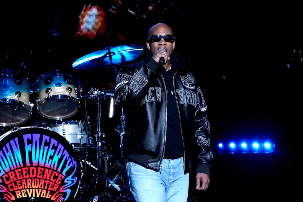 Stephon Marbury performs during the "Thank You, NYPD" campaign concert at Madison Square Garden.