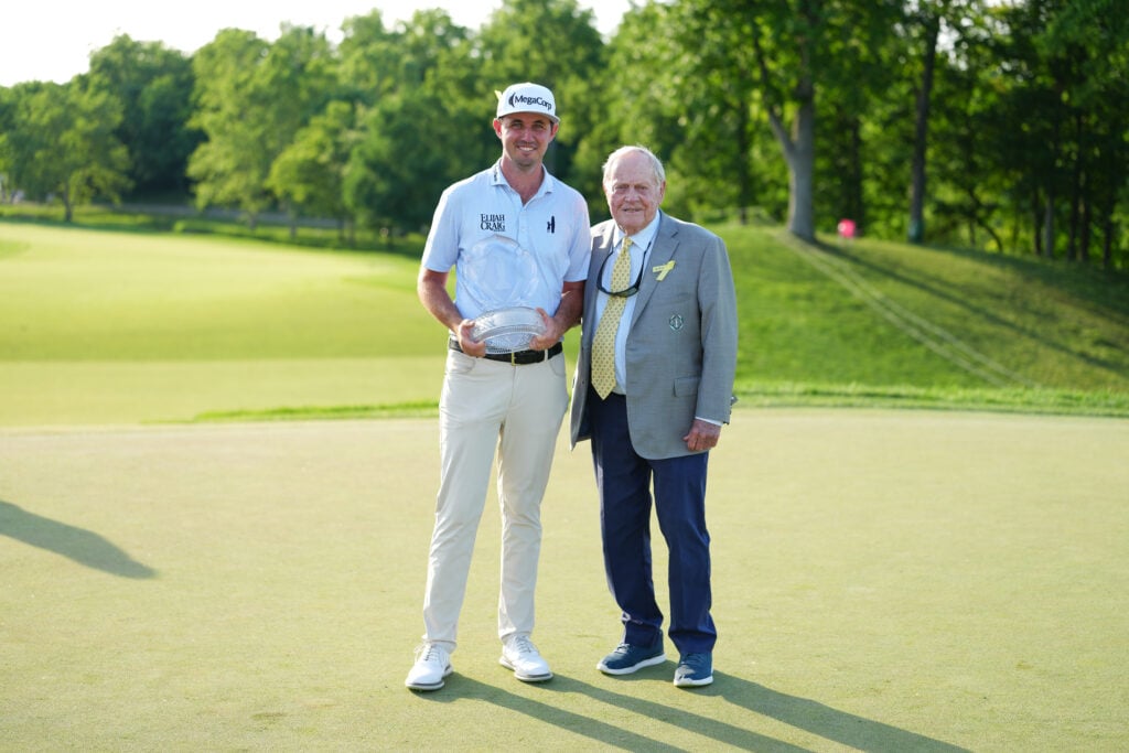 Jack Nicklaus poses with J.T. Poston after his victory at the Memorial Tournament