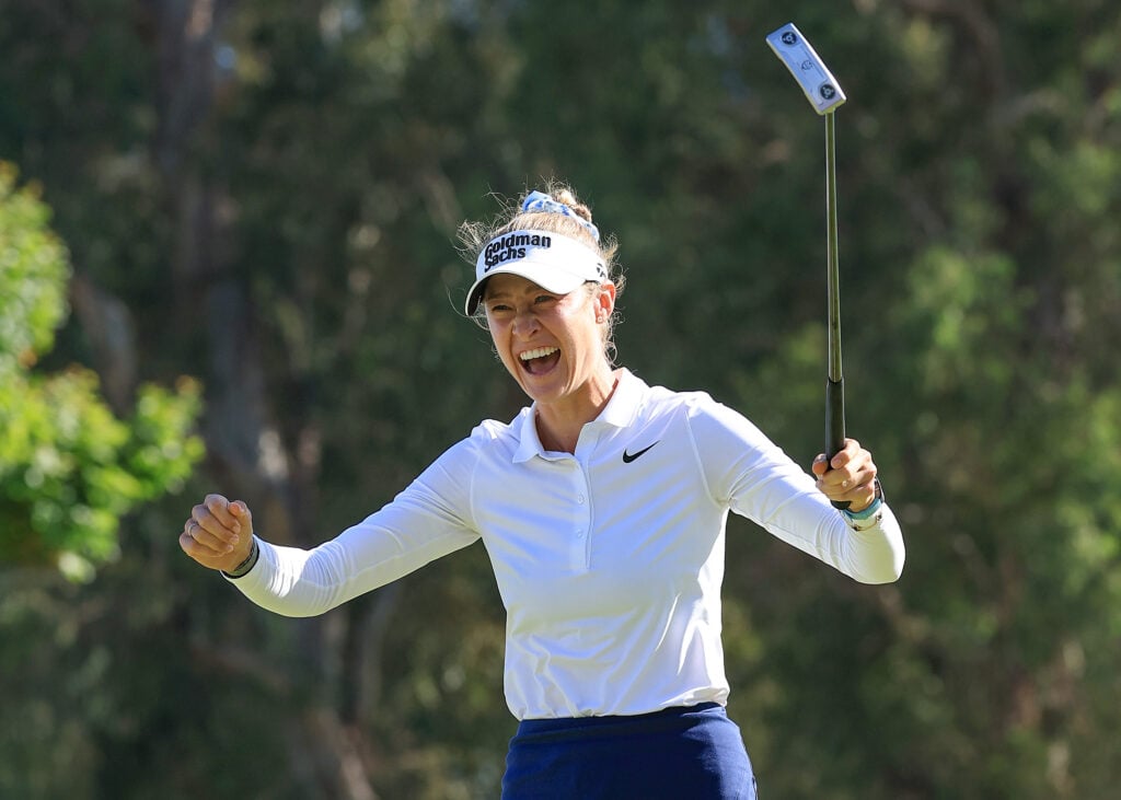Nelly Korda celebrates on the 18th green after winning the U.S. Women's Open at Riviera