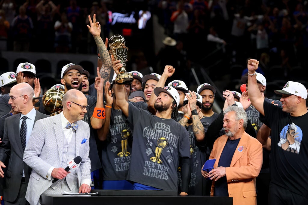 Jalen Brunson lifts the NBA Championship