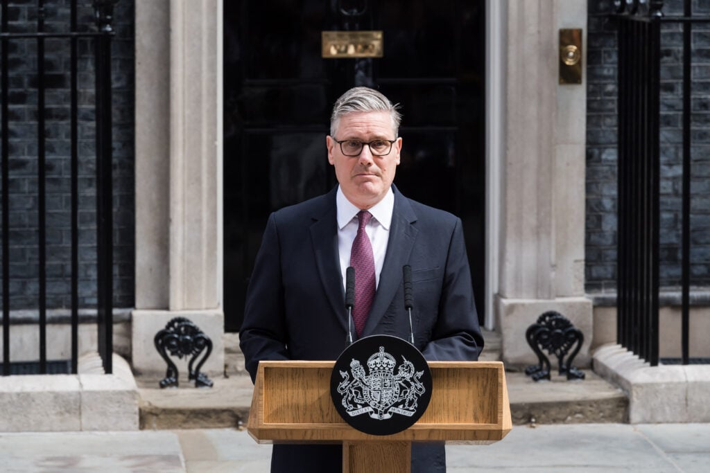 Sir Keir Starmer Resigns as British Prime Minister in London
