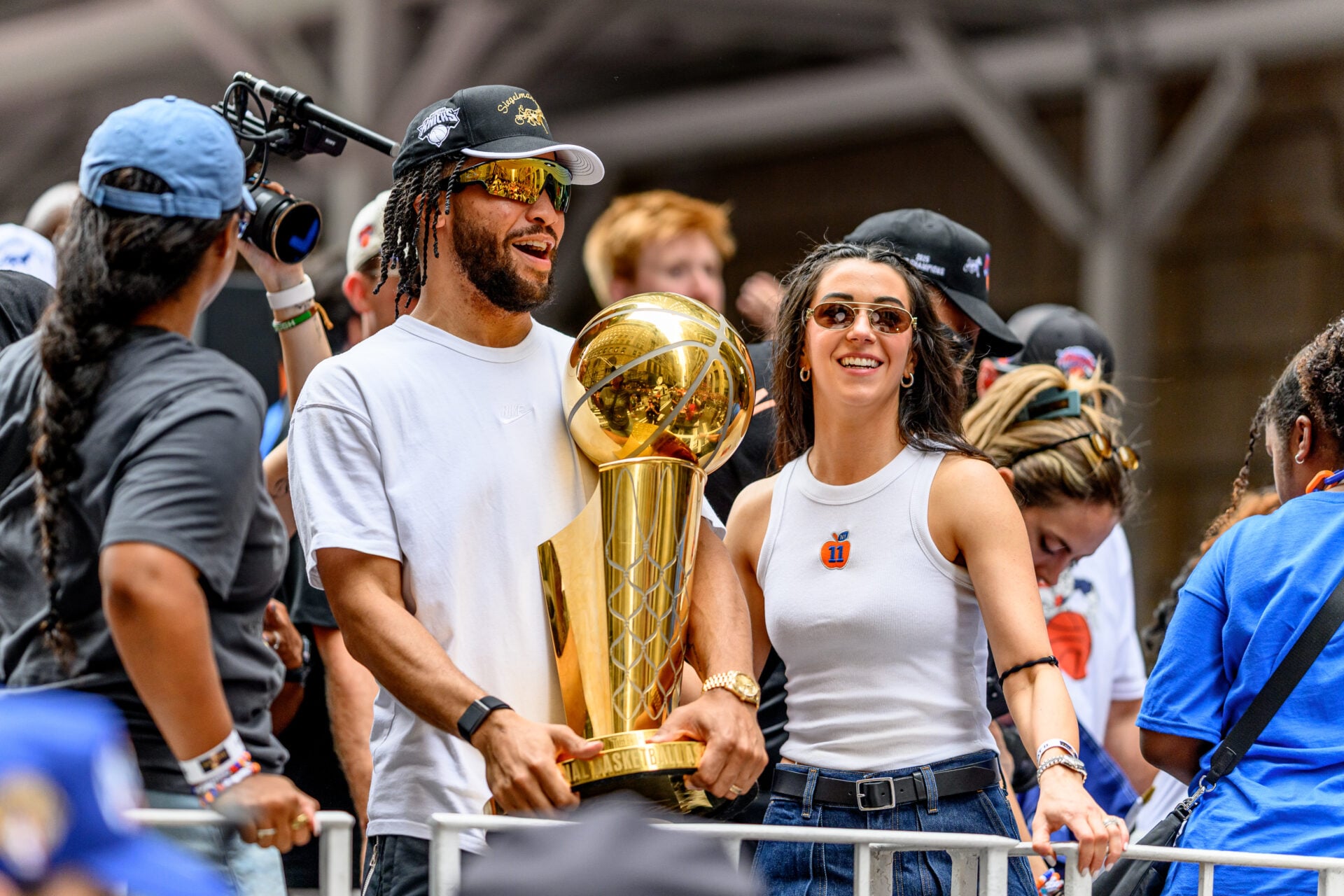 Who New York Knicks stars brought to title parade, including Ali Marks and Mikal Bridges’ dog