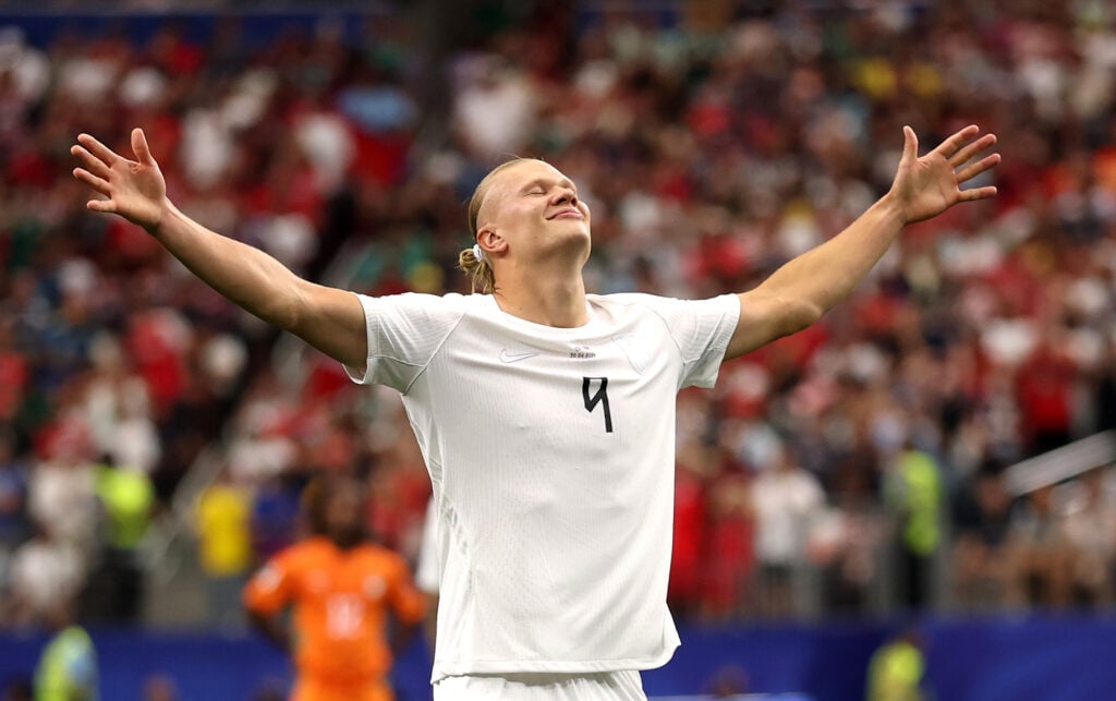 Erling Haaland #9 of Norway celebrates scoring his team's second goal during the FIFA World Cup 2026 Round Of 32 match between Cote d'Ivoire and Norway at Dallas Stadium.