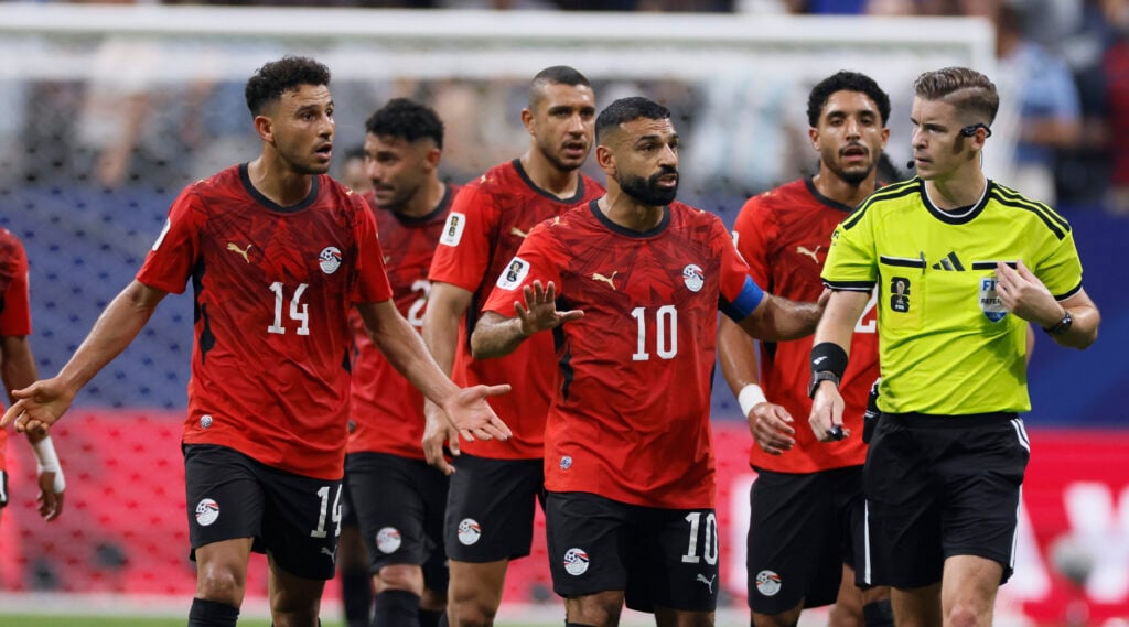 Mohamed Salah and team-mates of Egypt complain to Referee Francois Letexier during the FIFA World Cup 2026 Round of 16 match between Argentina and Egypt at Atlanta Stadium on July 7, 2026 in Atlanta, United States.