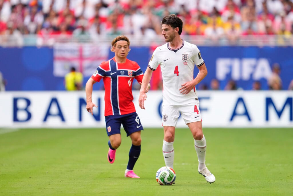 Declan Rice of England drives the ball during the FIFA World Cup 2026 Quarter Final match between Norway and England at Miami Stadium.