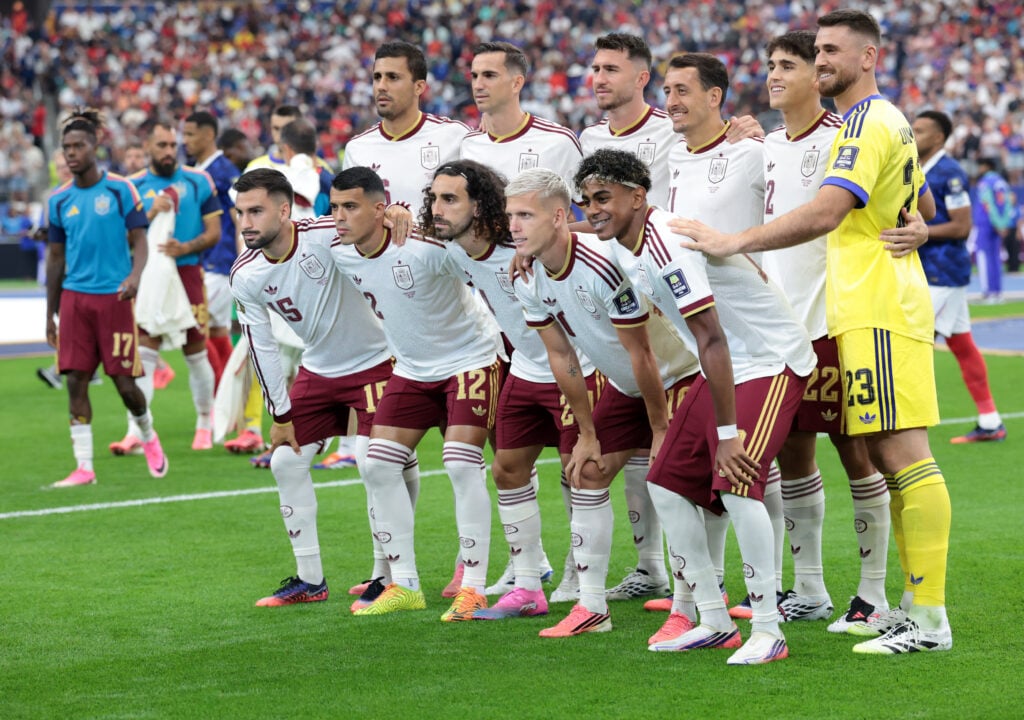 Rodri, Fabian Ruiz, Aymeric Laporte, Mikel Oyarzabal, Pau Cubarsi, Unai Simon, (Front Row) Alex Baena, Pedro Porro, Marc Cucurella, Dani Olmo and Lamine Yamal of Spain pose for a team photot during the FIFA World Cup 2026 Semi Final match between France and Spain at Dallas Stadium on July 14, 2026 in Arlington, Texas.