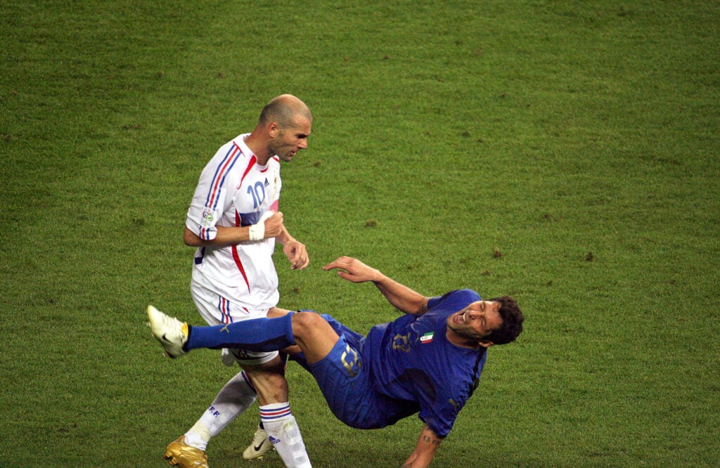 TOPSHOT-FBL-WC2006-FRA-ITA-ZIDANE-MATERAZZI